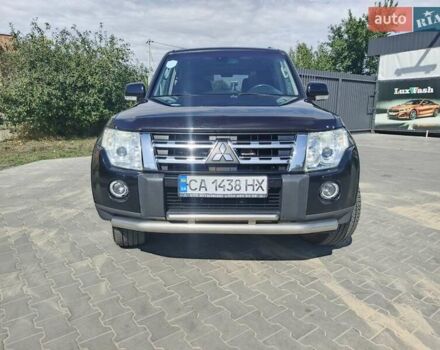 Чорний Міцубісі Паджеро, об'ємом двигуна 3.2 л та пробігом 257 тис. км за 13000 $, фото 8 на Automoto.ua