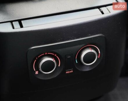 Чорний Міцубісі Паджеро, об'ємом двигуна 3 л та пробігом 197 тис. км за 12500 $, фото 19 на Automoto.ua