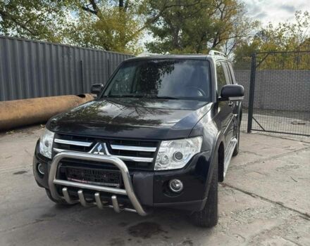 Чорний Міцубісі Паджеро, об'ємом двигуна 0 л та пробігом 300 тис. км за 12500 $, фото 3 на Automoto.ua
