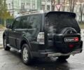 Чорний Міцубісі Паджеро, об'ємом двигуна 3 л та пробігом 191 тис. км за 11990 $, фото 6 на Automoto.ua