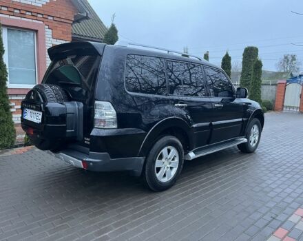 Черный Мицубиси Паджеро, объемом двигателя 3 л и пробегом 270 тыс. км за 11200 $, фото 4 на Automoto.ua