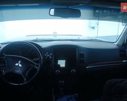 Черный Мицубиси Паджеро, объемом двигателя 2.97 л и пробегом 285 тыс. км за 9800 $, фото 8 на Automoto.ua