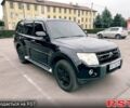 Черный Мицубиси Паджеро, объемом двигателя 3 л и пробегом 260 тыс. км за 13000 $, фото 1 на Automoto.ua