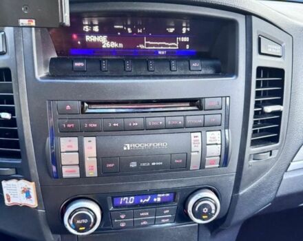 Міцубісі Паджеро 2008 у Києві на Automoto.ua Чорний Міцубісі Паджеро, об'ємом двигуна 3.2 л та пробігом 185 тис. км за 3700 $, фото 4 на Automoto.ua