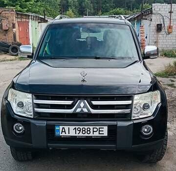 Чорний Міцубісі Паджеро, об'ємом двигуна 2.97 л та пробігом 170 тис. км за 11700 $, фото 19 на Automoto.ua