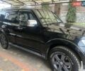 Чорний Міцубісі Паджеро, об'ємом двигуна 3.2 л та пробігом 250 тис. км за 14000 $, фото 2 на Automoto.ua
