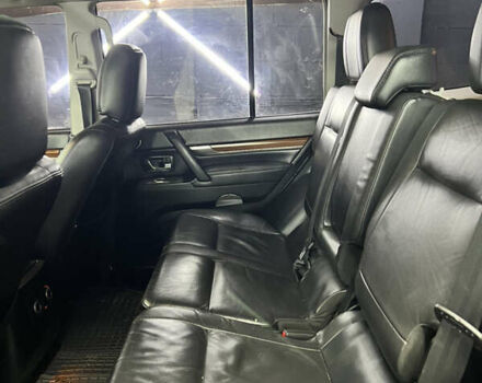 Черный Мицубиси Паджеро, объемом двигателя 3 л и пробегом 320 тыс. км за 9900 $, фото 35 на Automoto.ua