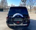 Черный Мицубиси Паджеро, объемом двигателя 3.8 л и пробегом 219 тыс. км за 14800 $, фото 4 на Automoto.ua