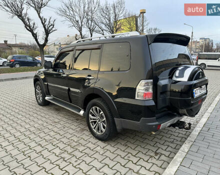 Черный Мицубиси Паджеро, объемом двигателя 2.97 л и пробегом 196 тыс. км за 11700 $, фото 4 на Automoto.ua