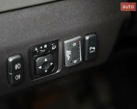 Чорний Міцубісі Паджеро, об'ємом двигуна 3 л та пробігом 197 тис. км за 12500 $, фото 20 на Automoto.ua