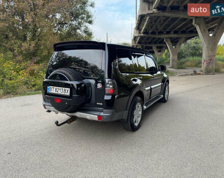 Чорний Міцубісі Паджеро, об'ємом двигуна 2.97 л та пробігом 300 тис. км за 11000 $, фото 1 на Automoto.ua