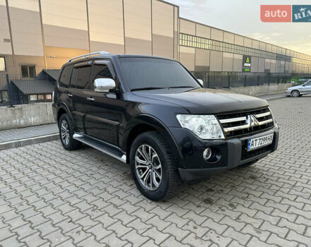 Черный Мицубиси Паджеро, объемом двигателя 2.97 л и пробегом 196 тыс. км за 11700 $, фото 2 на Automoto.ua