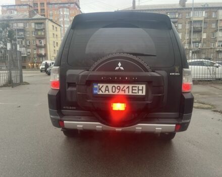 Чорний Міцубісі Паджеро, об'ємом двигуна 3.8 л та пробігом 308 тис. км за 12500 $, фото 3 на Automoto.ua