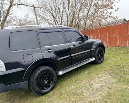 Черный Мицубиси Паджеро, объемом двигателя 3 л и пробегом 248 тыс. км за 11900 $, фото 3 на Automoto.ua