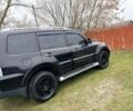 Черный Мицубиси Паджеро, объемом двигателя 3 л и пробегом 248 тыс. км за 11900 $, фото 3 на Automoto.ua