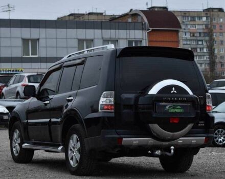 Чорний Міцубісі Паджеро, об'ємом двигуна 3 л та пробігом 215 тис. км за 9650 $, фото 3 на Automoto.ua