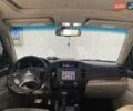 Чорний Міцубісі Паджеро, об'ємом двигуна 3.8 л та пробігом 260 тис. км за 13200 $, фото 5 на Automoto.ua