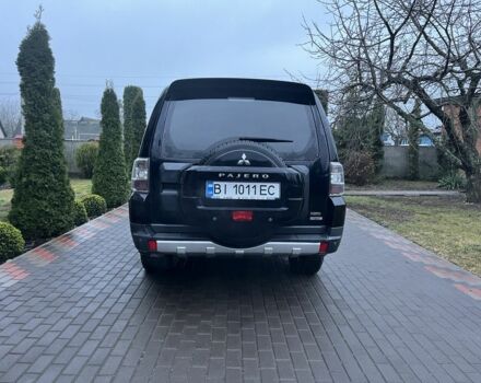 Черный Мицубиси Паджеро, объемом двигателя 3 л и пробегом 270 тыс. км за 11200 $, фото 5 на Automoto.ua
