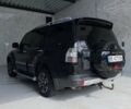 Чорний Міцубісі Паджеро, об'ємом двигуна 3.8 л та пробігом 260 тис. км за 13200 $, фото 3 на Automoto.ua