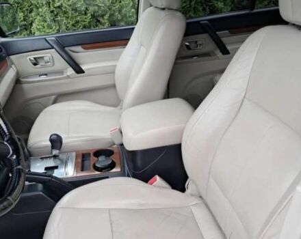 Черный Мицубиси Паджеро, объемом двигателя 0 л и пробегом 275 тыс. км за 3200 $, фото 10 на Automoto.ua