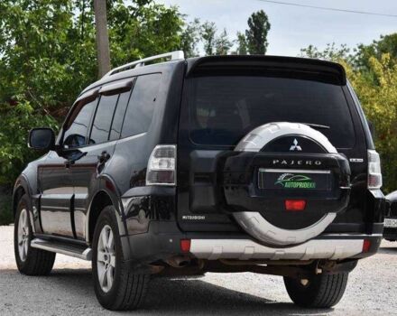 Черный Мицубиси Паджеро, объемом двигателя 3.8 л и пробегом 286 тыс. км за 11499 $, фото 3 на Automoto.ua