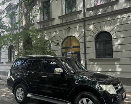 Черный Мицубиси Паджеро, объемом двигателя 3.2 л и пробегом 166 тыс. км за 14853 $, фото 3 на Automoto.ua