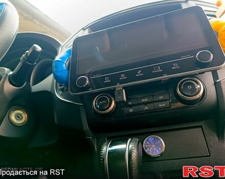 Чорний Міцубісі Паджеро, об'ємом двигуна 3 л та пробігом 179 тис. км за 11700 $, фото 1 на Automoto.ua