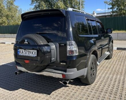 Чорний Міцубісі Паджеро, об'ємом двигуна 3 л та пробігом 322 тис. км за 9900 $, фото 7 на Automoto.ua
