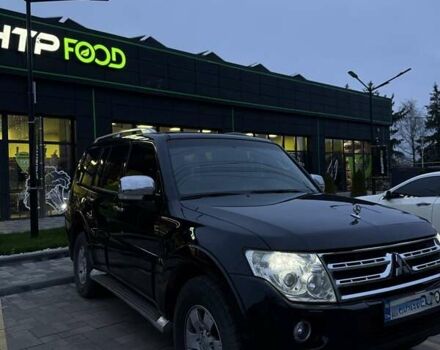 Черный Мицубиси Паджеро, объемом двигателя 0 л и пробегом 150 тыс. км за 11000 $, фото 7 на Automoto.ua