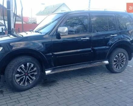 Черный Мицубиси Паджеро, объемом двигателя 2.97 л и пробегом 285 тыс. км за 9800 $, фото 1 на Automoto.ua