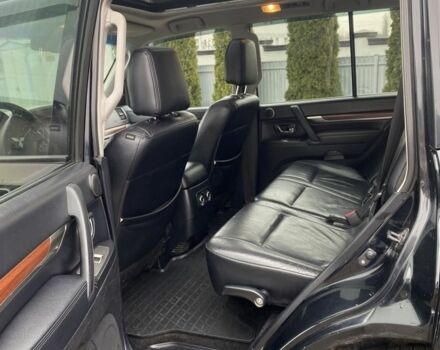 Черный Мицубиси Паджеро, объемом двигателя 3 л и пробегом 375 тыс. км за 8550 $, фото 20 на Automoto.ua