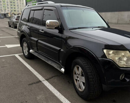 Чорний Міцубісі Паджеро, об'ємом двигуна 3.2 л та пробігом 299 тис. км за 12000 $, фото 4 на Automoto.ua
