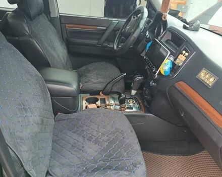 Чорний Міцубісі Паджеро, об'ємом двигуна 2.97 л та пробігом 170 тис. км за 11700 $, фото 4 на Automoto.ua