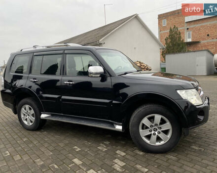 Черный Мицубиси Паджеро, объемом двигателя 3 л и пробегом 348 тыс. км за 8550 $, фото 17 на Automoto.ua