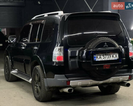 Черный Мицубиси Паджеро, объемом двигателя 3 л и пробегом 320 тыс. км за 9900 $, фото 13 на Automoto.ua