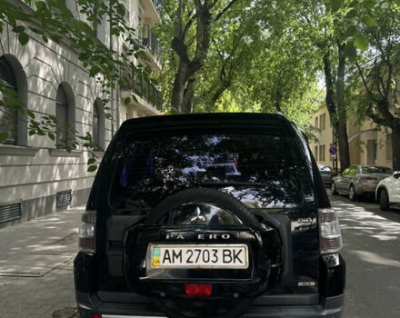 Черный Мицубиси Паджеро, объемом двигателя 3.2 л и пробегом 166 тыс. км за 14853 $, фото 5 на Automoto.ua