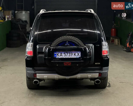 Черный Мицубиси Паджеро, объемом двигателя 3 л и пробегом 320 тыс. км за 9900 $, фото 11 на Automoto.ua