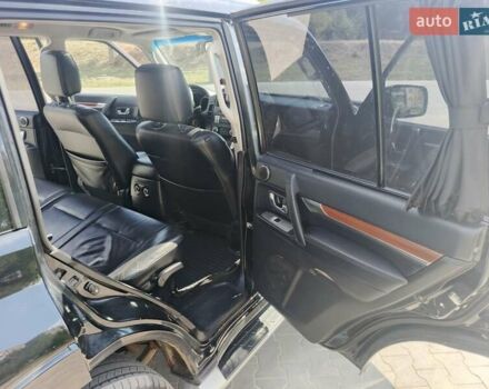 Чорний Міцубісі Паджеро, об'ємом двигуна 3.2 л та пробігом 257 тис. км за 13000 $, фото 19 на Automoto.ua