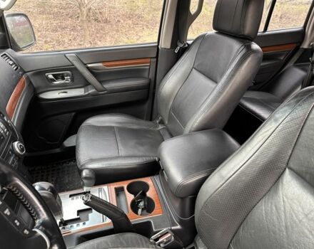 Черный Мицубиси Паджеро, объемом двигателя 3 л и пробегом 7 тыс. км за 16700 $, фото 6 на Automoto.ua