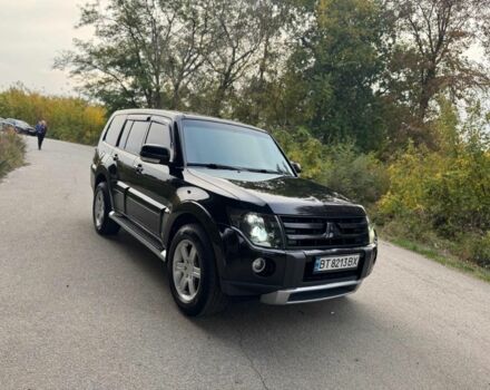 Черный Мицубиси Паджеро, объемом двигателя 3 л и пробегом 300 тыс. км за 11000 $, фото 8 на Automoto.ua