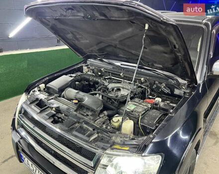 Черный Мицубиси Паджеро, объемом двигателя 3 л и пробегом 320 тыс. км за 9900 $, фото 49 на Automoto.ua