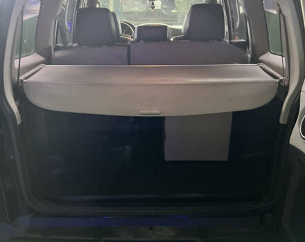 Черный Мицубиси Паджеро, объемом двигателя 3 л и пробегом 320 тыс. км за 9900 $, фото 47 на Automoto.ua