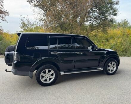 Черный Мицубиси Паджеро, объемом двигателя 3 л и пробегом 300 тыс. км за 11000 $, фото 5 на Automoto.ua