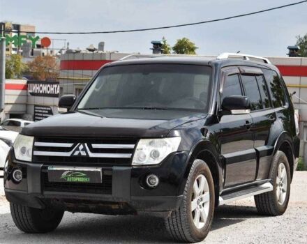 Черный Мицубиси Паджеро, объемом двигателя 3.8 л и пробегом 286 тыс. км за 11499 $, фото 4 на Automoto.ua