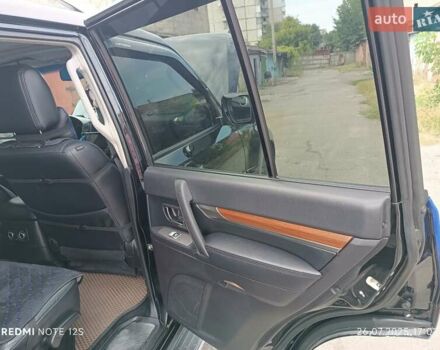 Чорний Міцубісі Паджеро, об'ємом двигуна 2.97 л та пробігом 170 тис. км за 11700 $, фото 16 на Automoto.ua