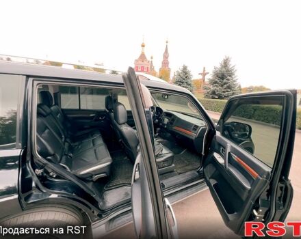 Черный Мицубиси Паджеро, объемом двигателя 3 л и пробегом 260 тыс. км за 13000 $, фото 7 на Automoto.ua