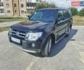 Чорний Міцубісі Паджеро, об'ємом двигуна 3.2 л та пробігом 257 тис. км за 13000 $, фото 1 на Automoto.ua