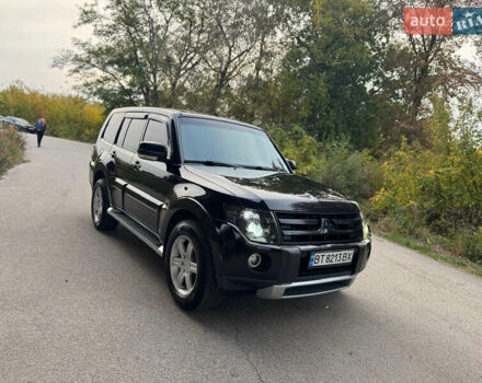 Чорний Міцубісі Паджеро, об'ємом двигуна 2.97 л та пробігом 300 тис. км за 11000 $, фото 7 на Automoto.ua