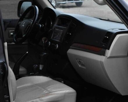 Чорний Міцубісі Паджеро, об'ємом двигуна 3 л та пробігом 215 тис. км за 9650 $, фото 10 на Automoto.ua