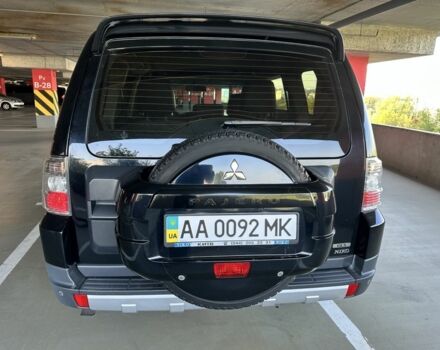 Чорний Міцубісі Паджеро, об'ємом двигуна 3 л та пробігом 294 тис. км за 11500 $, фото 7 на Automoto.ua